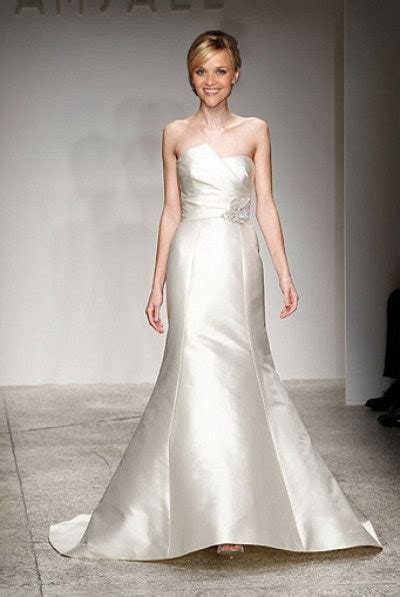 Reese Witherspoon S Wedding Dress Let S Pick Something Gorgeous For Her To Wear Glamour