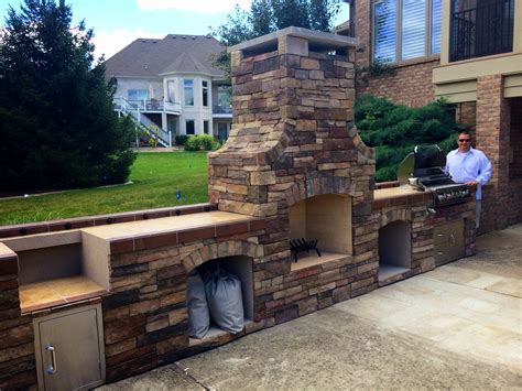 Outdoor Living Outdoor Fireplace Smoker And Bull Angus Outdoor Grill