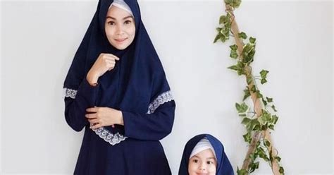 Heboh video tante vs keponakan polisi berhasil menangkap pelakunya. 25+ Inspirasi Keren Model Baju Gamis Couple Ibu Dan Anak Terbaru - Piparkak Kutalonjoulu