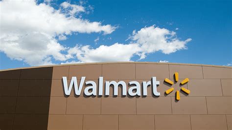 Walmart Closures Have Conspiracy Theorists Going Nuts Texas Monthly