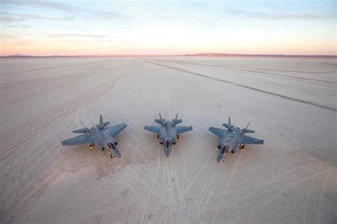 What exactly is the difference? U.S. Fifth-Generation Fighters: F-22 Vs. F-35 | Aviation ...