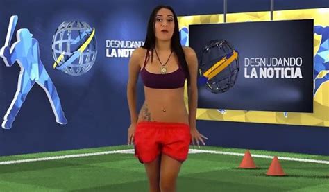 Ghafla Venezuelan Tv Presenter Yuvi Pallares Strips Nakked On Live