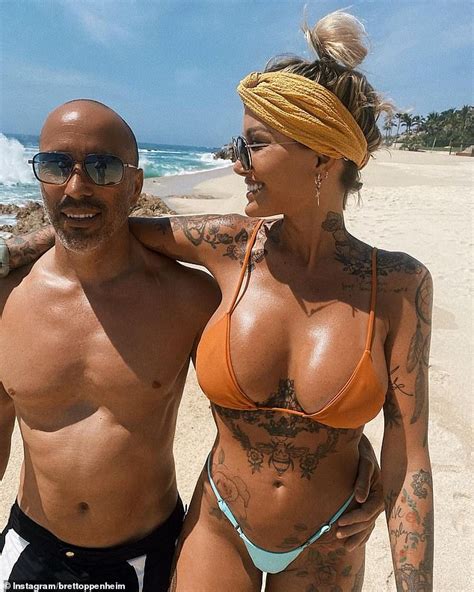 Bombshell Tina Louise 40 Enjoys A Double Date With Brett Oppenheim Daily Mail Online