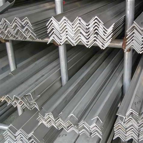 Angle Steel Q235b Equilateral Hot Rolled Galvanized Angle Iron Steel
