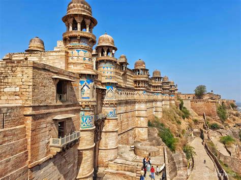Jaw Dropping History Of Gwalior Fort Tales Of Travel