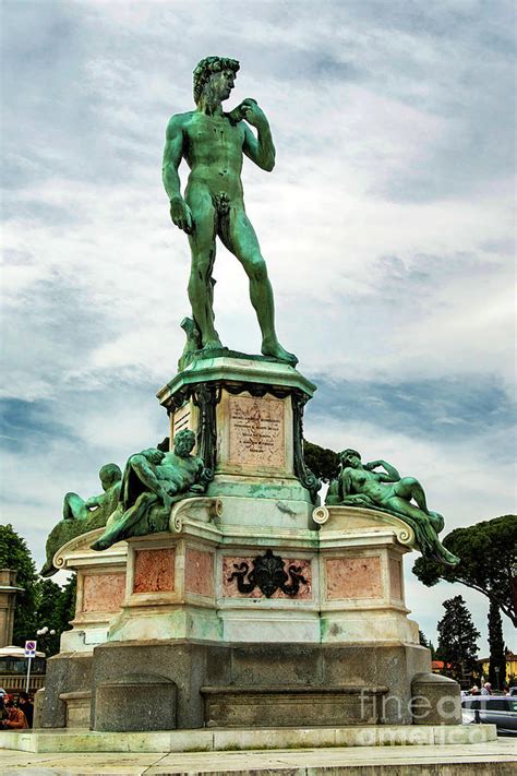 Statue Of Michelangelos David A Replica At Piazzale Michelangelo