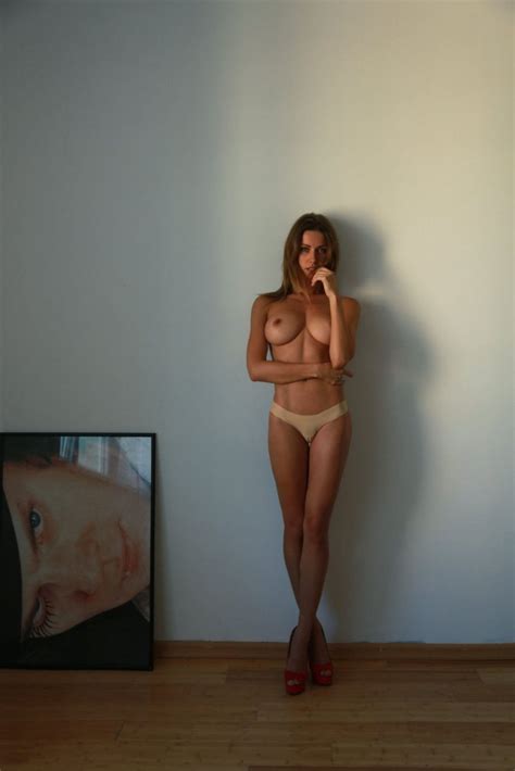 Olga Alberti Beau M Naomi D Olgaalberti Nude Leaks Photo