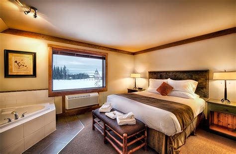 Lodge — Elk Ridge Resort Waskesiu Lake Area Hotel And Resort