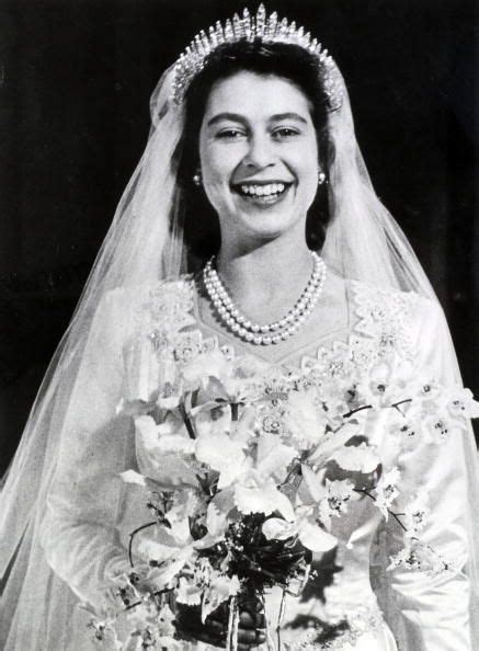 Elizabeth ii (elizabeth alexandra mary; Wedding day | Queen elizabeth ii wedding, Royal wedding ...