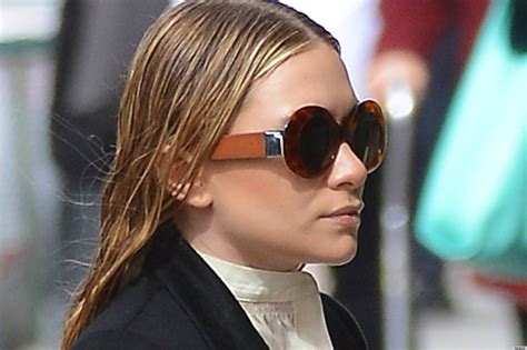 Is Ashley Olsens Wet Hair A Fashion Faux Pas Photos Poll Huffpost