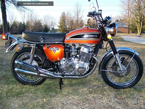 The engine was stripped and repainted, it was rebuilt with new piston rings, valve seals, timing chain and all new gaskets. 1975 Honda Cb 750 " Flake Sunrise Orange " Vintage Cb750 4