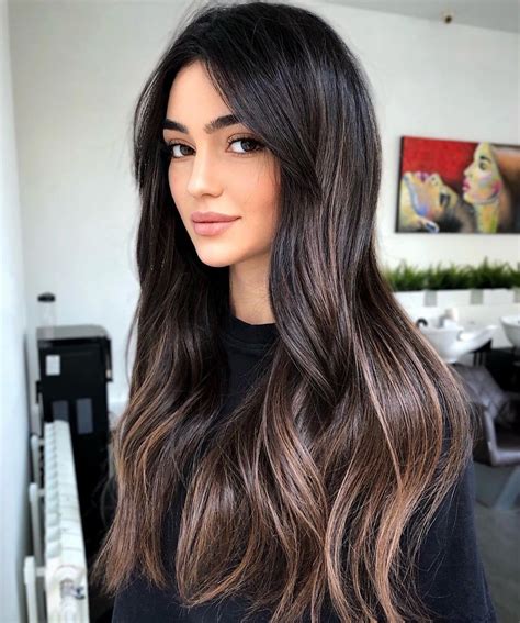 25 Hottest Black Hair With Highlights Trending Right Now Bombshell Hair Black Hair Balayage