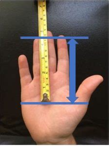The grip size is a measure of the circumference of the handle how to find the correct grip size. Finding Your Tennis Racquet Grip Size - Updated for 2019!