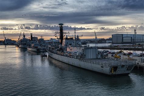 Photo: Portsmouth Dockyard | neOnbubble