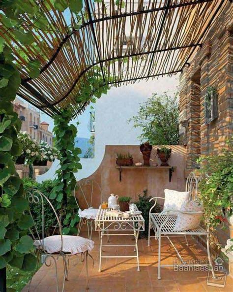 Use old tools instead of new furniture when you are decorating your garden so you can both make a profit and catch a creative image. 24 Inspiring DIY Backyard Pergola Ideas To Enhance The ...