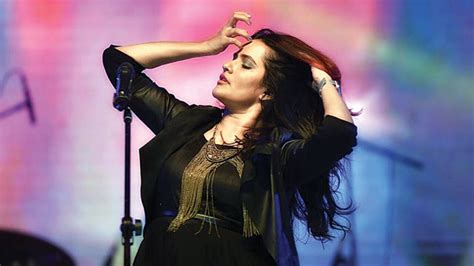 Singer Sona Mohapatra Takes To Facebook For Sexism At Mood Indigo