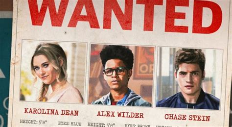 Marvel S Runaways Are Wanted In The New Season Poster