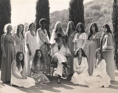 Hippie Communes 31 Eye Opening Photographs Of Life On A Commune