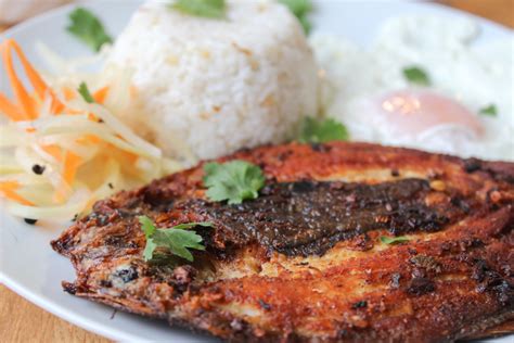 Fried Milk Fish With Garlic Rice Filipino Recipes