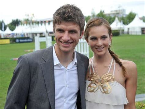 The couple since then are together free from the mishaps of separation thomas muller's married life with wife lisa muller. Thomas Müller and his Wife Lisa - Thomas Müller Photo (15217594) - Fanpop