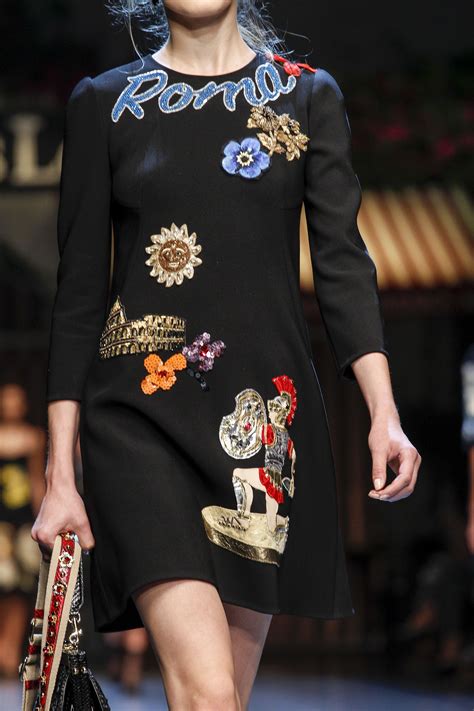 Dolce And Gabbana Spring 2016 Ready To Wear Fashion Show Details