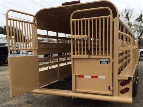 New 2021 delco stock trailer is 6' 8 wide, with a 24' box, two cut gates, and rubber cleated flooring. 6'8″x24 Sheep Deck Rancher Special Gooseneck | Bruton Trailers
