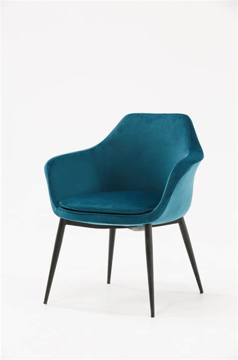 These modern dining chair are trendy and can fit into every decoration style. Modrest Wilson Modern Teal Velvet & Black Dining Chair ...