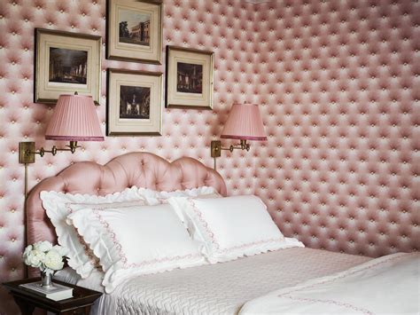 What Is The Best Wallpaper For A Bedroom