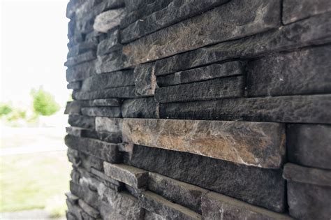 Check Out This Alpine Ledgestone Black Rundle Frontstone How Bold Are