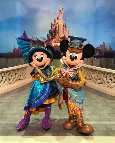 Mickey And Minnie In Their Amazing Outfits At Disneyland Paris Disney