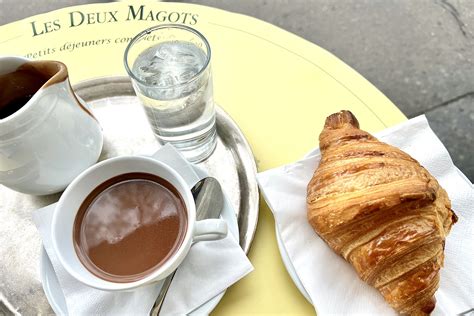 Top 10 Best Hot Chocolates In Paris