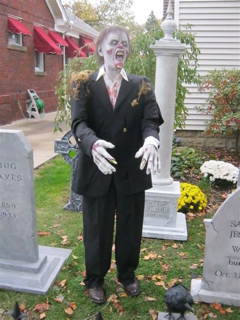 Prop Showcase Thread Of The Undead Halloween Props Zombie Halloween