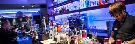 Dank unseres modernen und einzigartigen bestellkonzeptes können sie an jedem tisch bequem per ipad. Düsseldorf