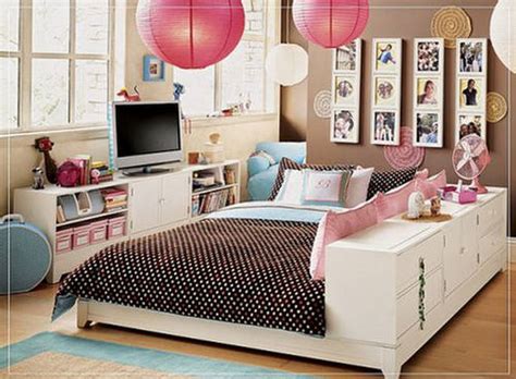 The headboard features wide plank panel construction, while the twin bed frame includes under bed storage drawers. Bedroom: The Castle of Teen Girls - Cute Furniture ...