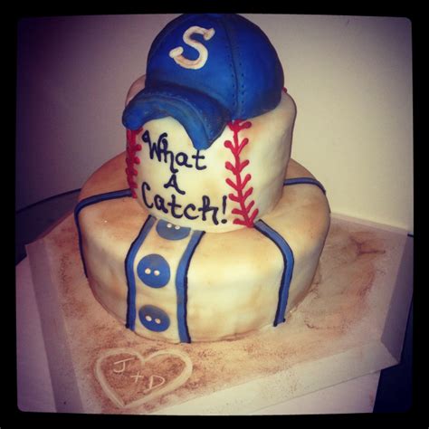 See more ideas about cupcake cakes, modern dinner party, 40th party ideas. Baseball themed rehearsal dinner cake (With images ...