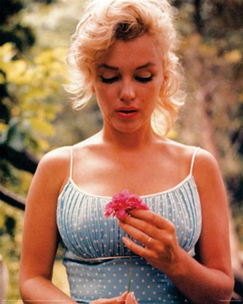 Would she have continued acting? Marilyn Monroe Flower Art Poster Print Size 24x36 | eBay