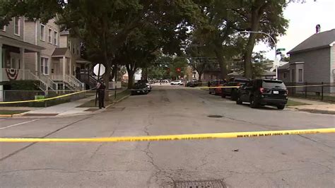 8 Year Old Killed 2 Adults Wounded In Chicago