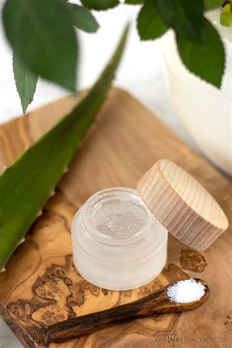 Diy Aloe Vera Face Mask Learn How To Make A Natural Soothing Aloe