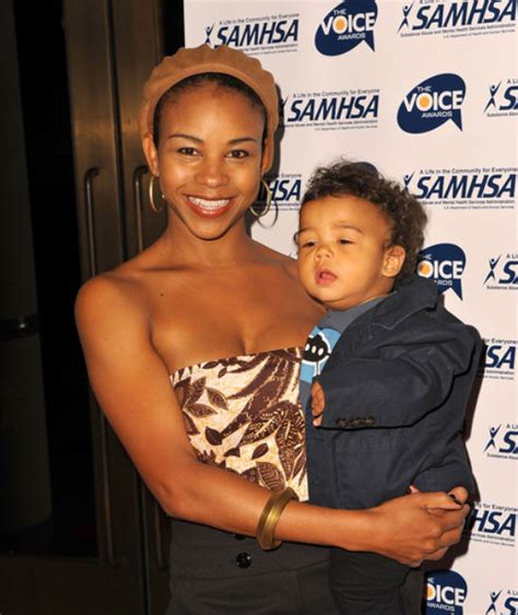 Aasha Davis And Son Hit The Red Carpet