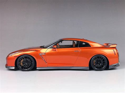 Nissan gtr performance and handling. One Model Nissan GTR R35 2017 • DiecastSociety.com