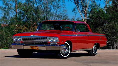 10 Awesome Things About The 1962 Chevy Impala Ss