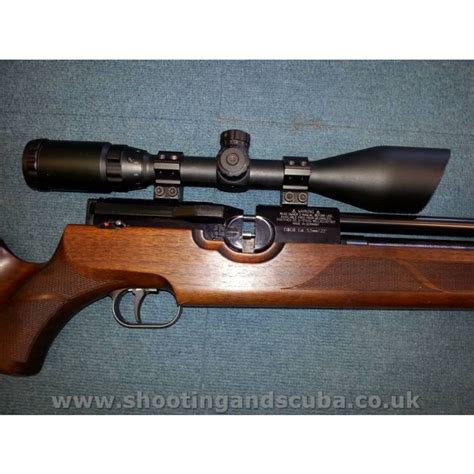 22 weihrauch hw100s pcp air rifle with 14 shot magazin