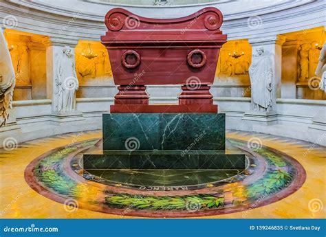 Napoleon Bonaparte Tomb In Les Invalides Complex Of Museums And