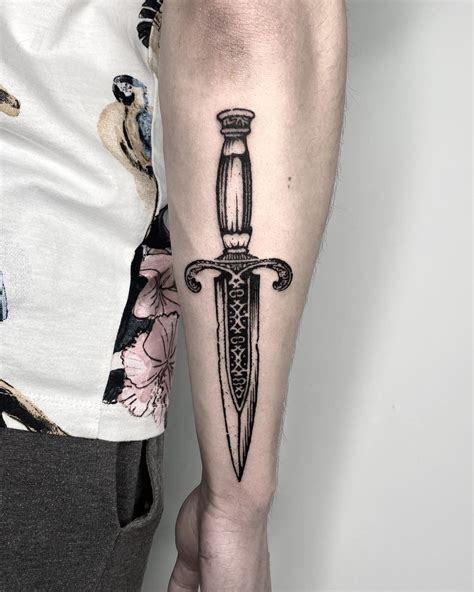 top 76 girly dagger tattoos super hot in cdgdbentre