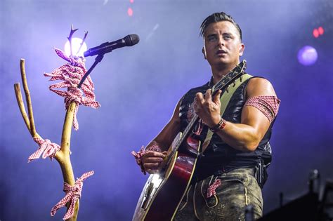 Andreas gabalier (@volksrocknrolla) | твиттер. Andreas Gabalier - Waldbühne Berlin, 2017 - ★ Marc Vorwerk