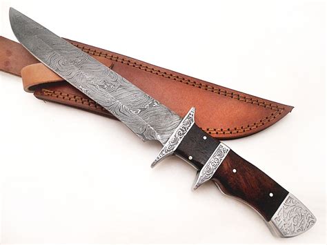 Full Tang Damascus Steel Blade Bowie Hunting Knife Rosewood Engraved