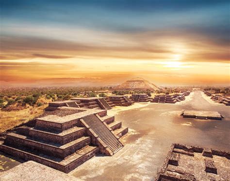 Teotihuacan Mexico Pyramid Of The Sun And The Avenue Of The De Stock