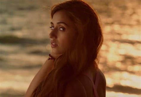 Malang Trailer Disha Patani Sets Temperatures Soaring As She Flaunts