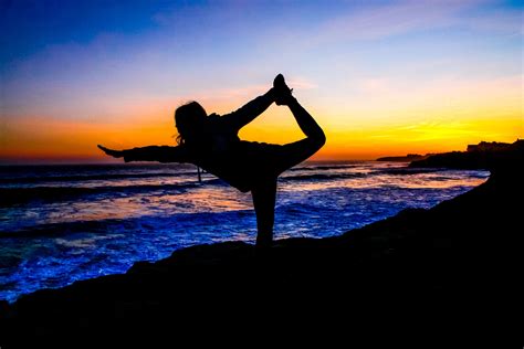 3840x2560 Beach Exercise Fitness Healthy Lifestyle Male Meditation Nature Ocean
