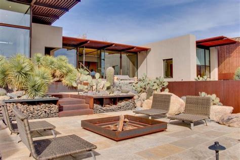 A Desert Dream This Scottsdale Modern Melds Into The Landscape